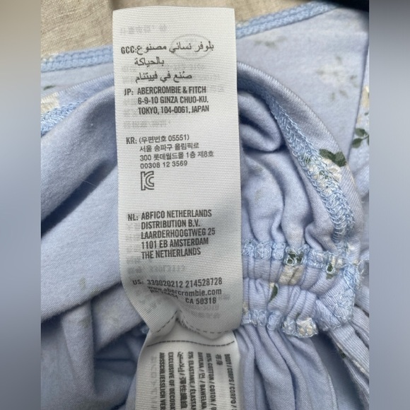 Hollister Cross Front Baby Tee Must Have Collection Blue White Flowers Size S - Picture 11 of 13